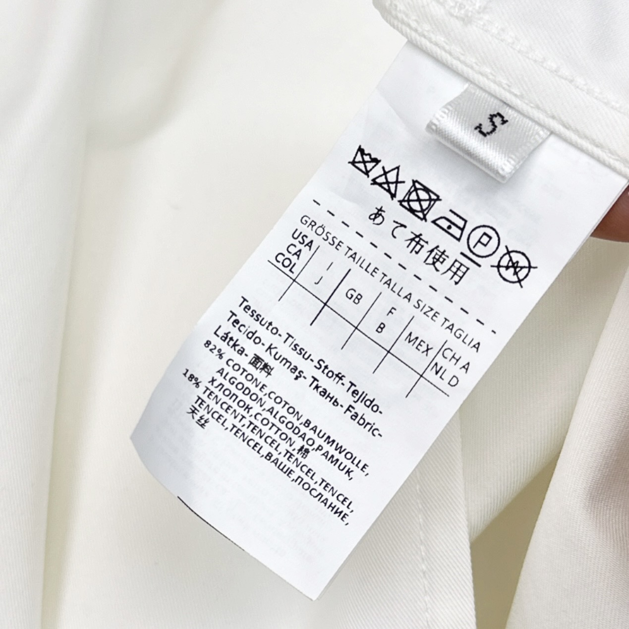 特价🉐️❗️现货齐码❗️不退不换❗️时髦实穿 Max 25Ss————早秋最新款高级极简风褶皱长款连衣裙