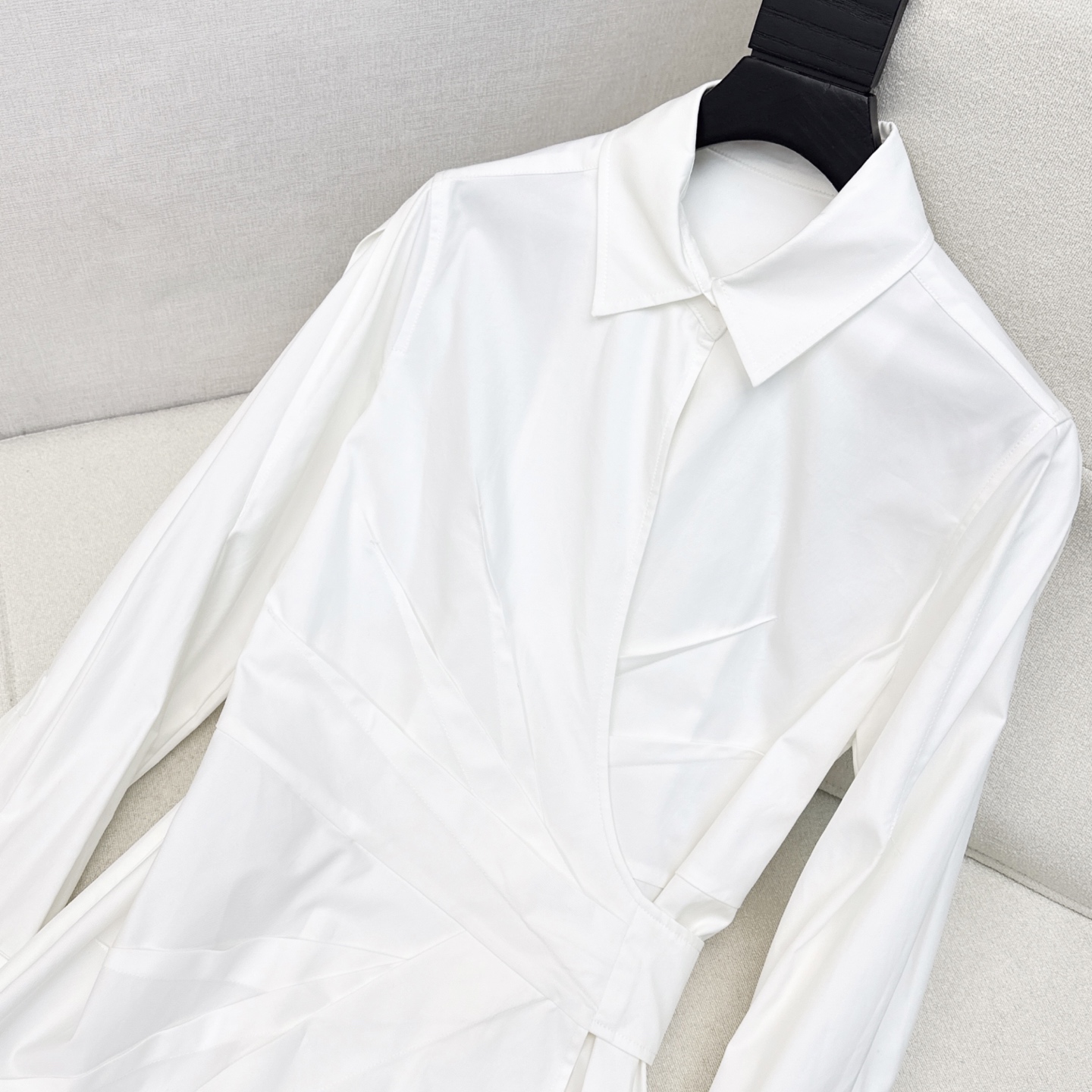 特价🉐️❗️现货齐码❗️不退不换❗️时髦实穿 Max 25Ss————早秋最新款高级极简风褶皱长款连衣裙