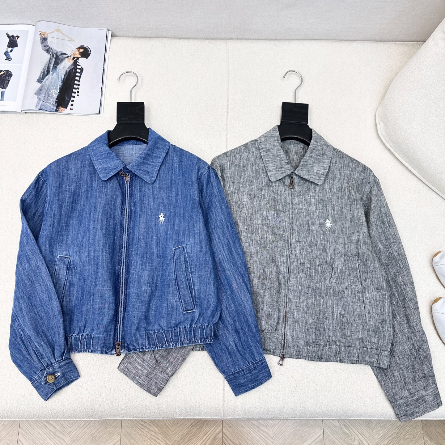 NO:720738,The highest version on the market, the girl will inspect the goods, trim the three marks on the threads, and ship the goods. If you want quality and service, please add me on WeChat. We will not accept urgent orders. Recommended single model: RL 26Ss - the latest early autumn jacket with good looks. It is relaxed and has a real sense of fashion. The classic embroidery pattern on the chest. The whole version of the upper body has a spirit of casual and handsome temperament. It can be sweet or salty. The embroidered small logo is a bonus.  Blue is made of denim fabric and gray is made of linen fabric. The prices of the two colors are different. The two colors are available in stock SML (S size shoulder width 44 bust 104 length 49 manual measurement has errors) blue gray, women's clothing, jackets & coats, jackets & coats,19860909市面最高版本小妹验货、修剪线头上三标、发货可发图及拍视频,要品质要服务的加我微信,不接急单. 爆单款推荐 RL 26Ss————早秋最新款颜值敲扛打的夹克外套 松弛有度 实实在在的时髦感 胸前经典刺绣图案 整个版型上身精气神 自带休闲帅气气质 可甜可盐 刺绣小logo很加分  蓝色是牛仔面料 灰色采用亚麻面料 两色价格不一样哦 两色现货发售sml（s码肩宽44胸围104衣长49手工测量有误差）蓝色 灰色,女装,jackets & coats,jackets & coats,,Women's clothing