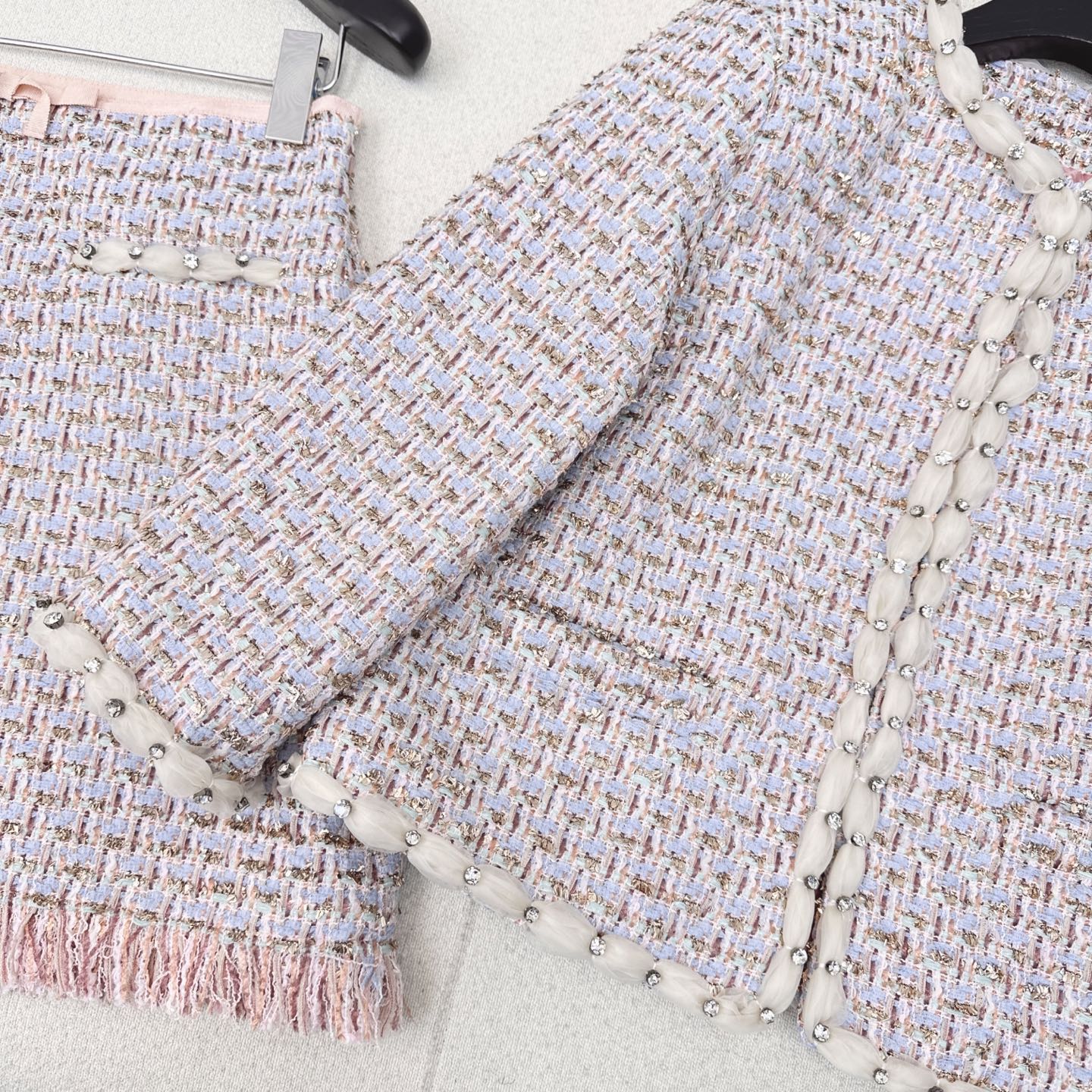 Elegant Tweed Set: VLTN Inspired Women's Two-Piece Outfit 6 i1752380257951 47 0 4