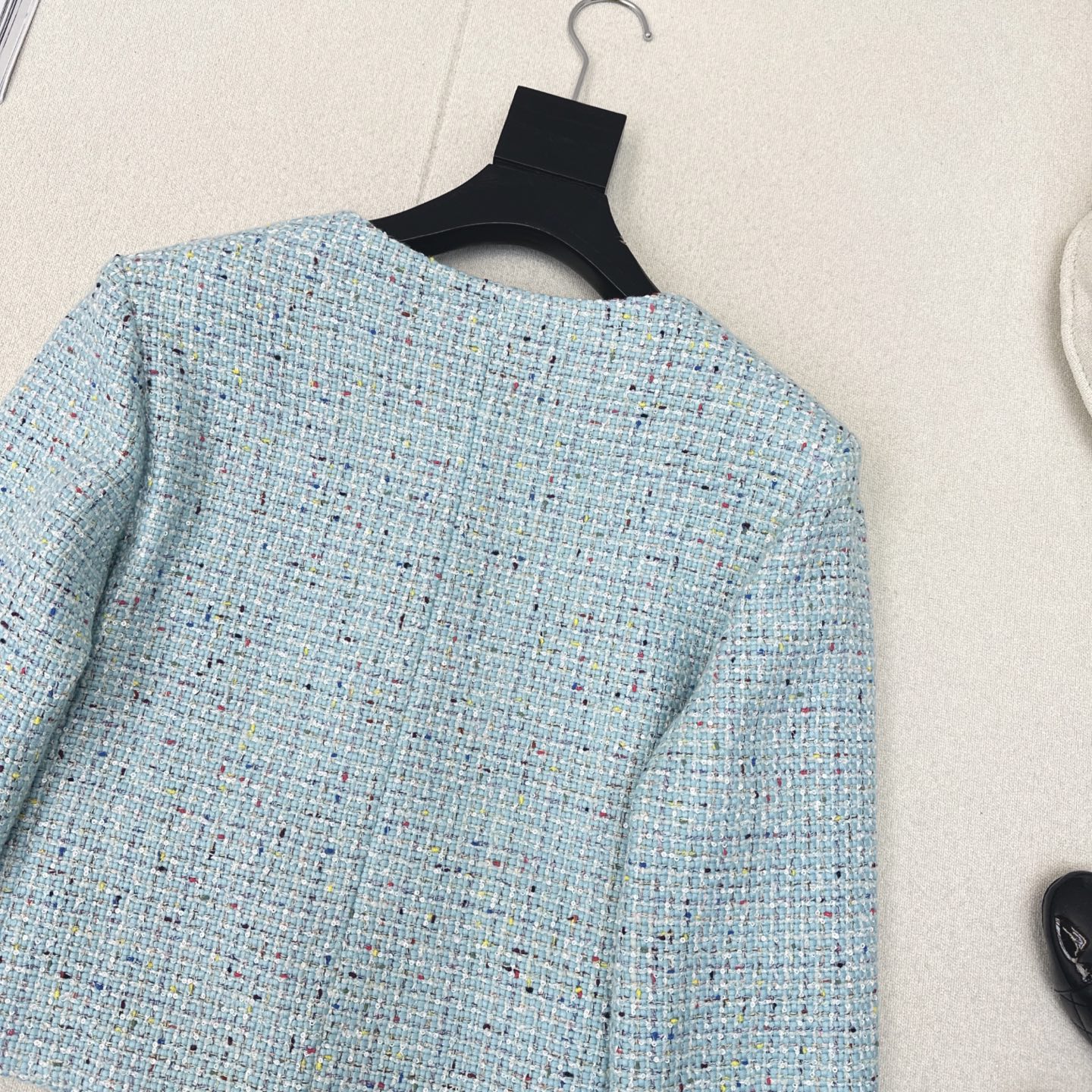 气质covo女孩 C家 25Ss———秋冬最新款编织小短款外套🩵yb开发的编织面料 复古大气下午茶约会首