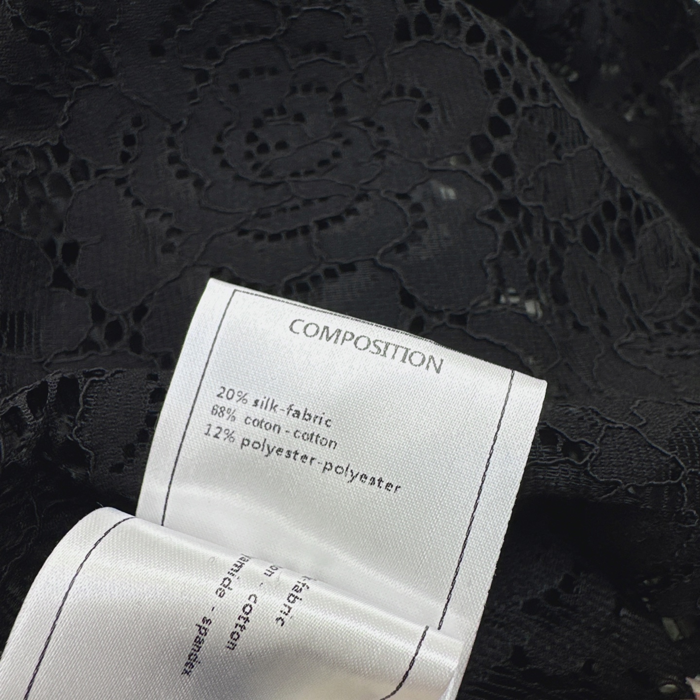 特价🉐️❗️现货齐码❗️不退不换❗️独家首发 C家 25Ss————早秋最新款法式黑色蕾丝衬衫🖤 定位l