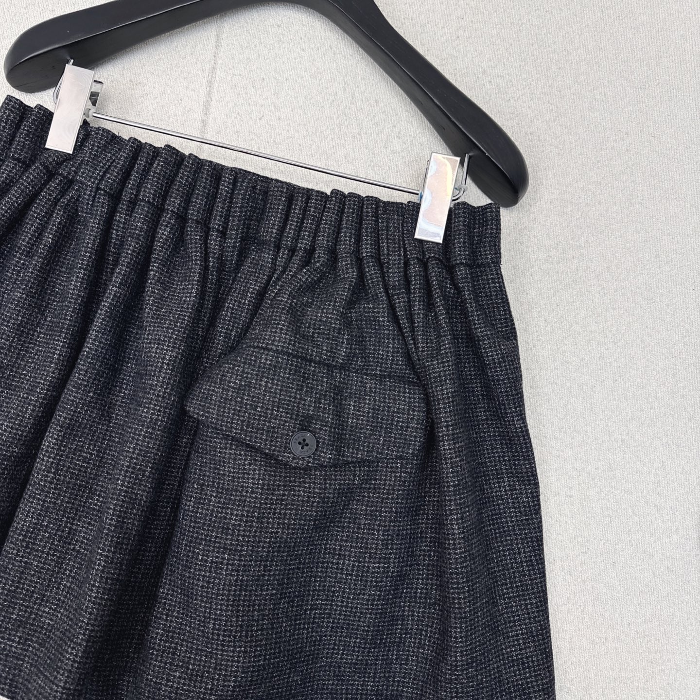 特价🉐️❗️现货齐码❗️不退不换❗️独家首发 PD 25Ss————秋冬最新款格雷系洋气Mini半裙🩶 