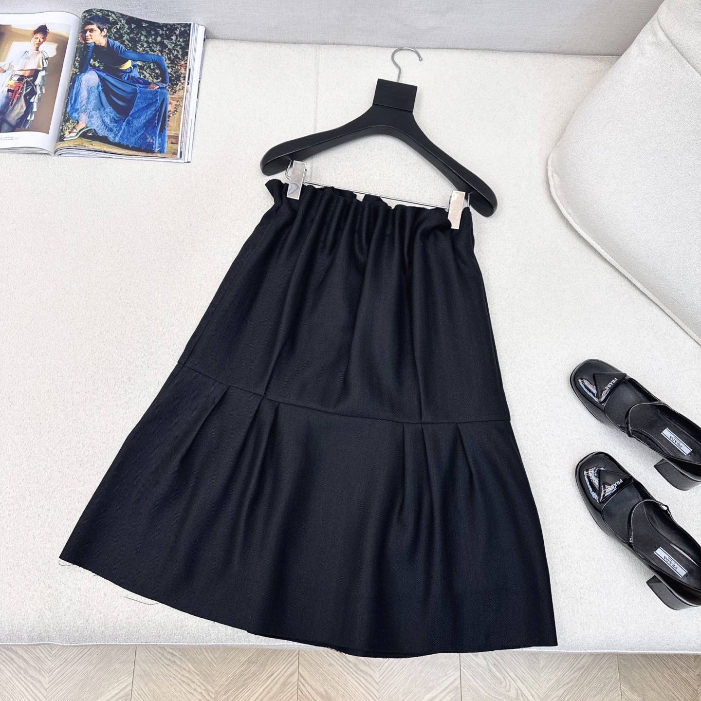 特价🉐️❗️现货齐码❗️不退不换❗️独家首发 PD 25Ss————秋冬最新款两穿款蝴蝶结抹胸长半裙🖤定