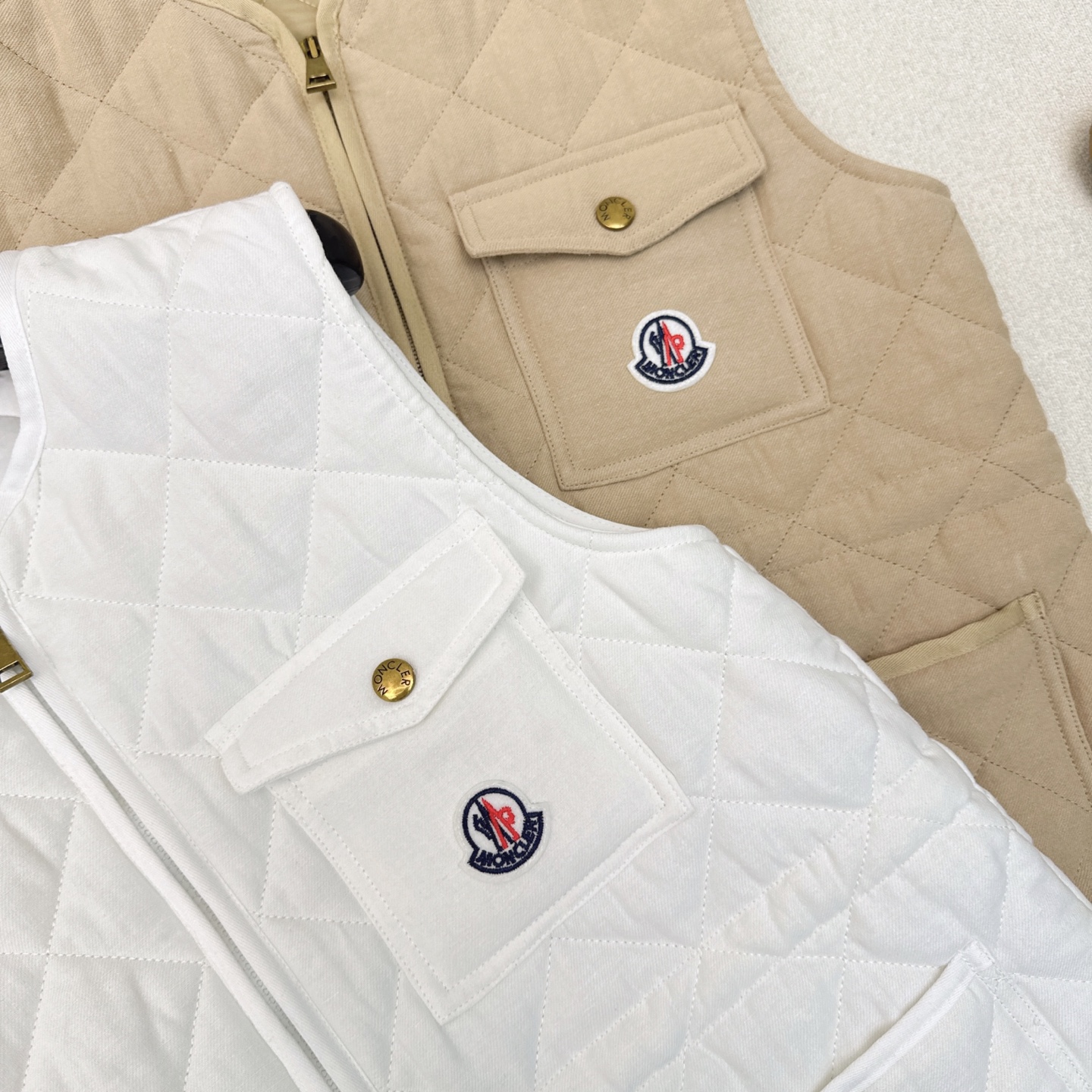 Diamond Quilted Sleeveless Vest - Lightweight Padded Gilet Outerwear 5 i1753244067000 2479 0 3