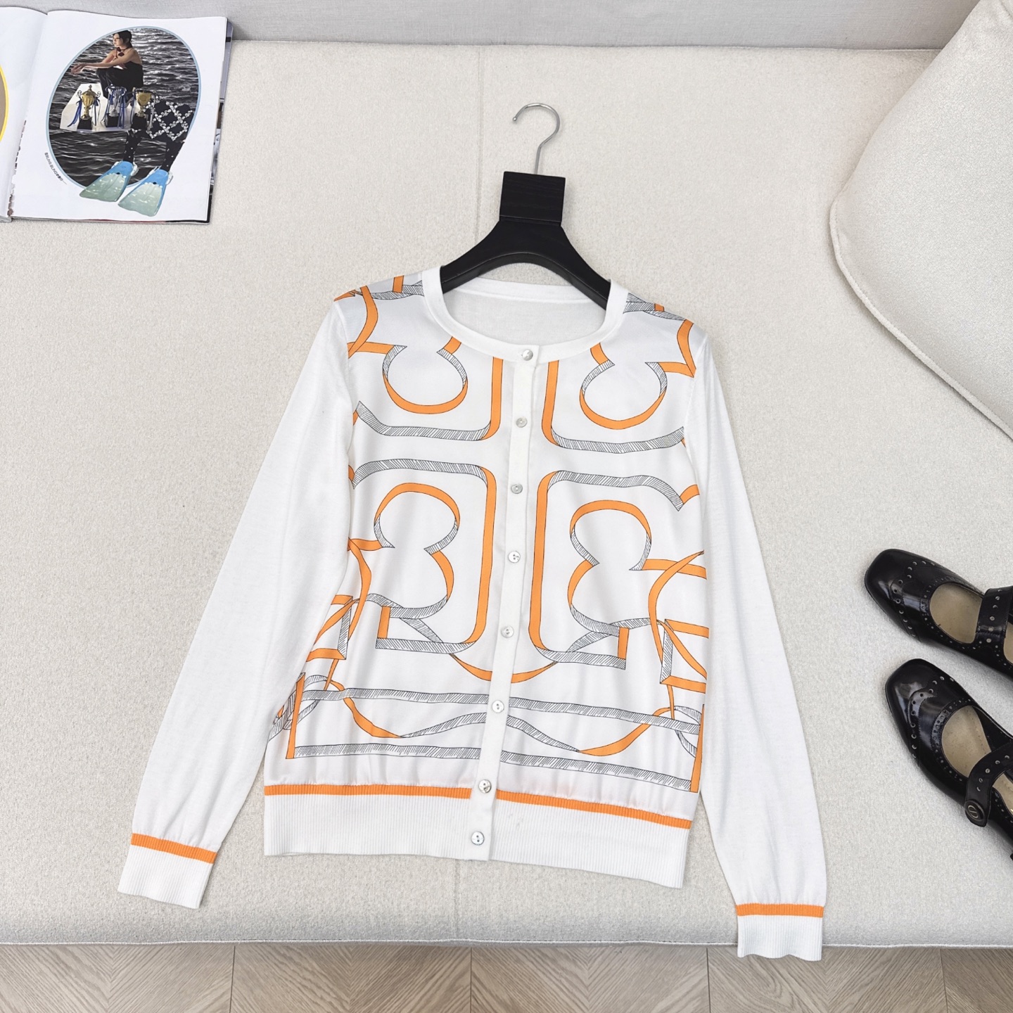 She 25Ss, the newest silk-printer in the early autumn. Sml, three colours. - 图片 6