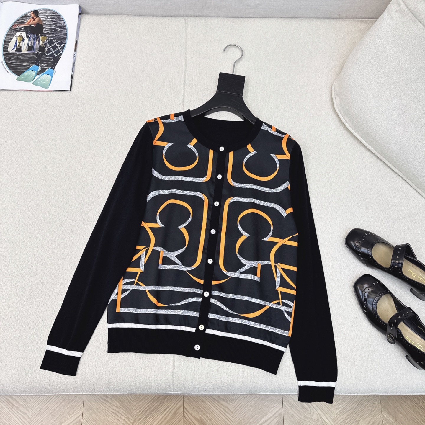 She 25Ss, the newest silk-printer in the early autumn. Sml, three colours. - 图片 5