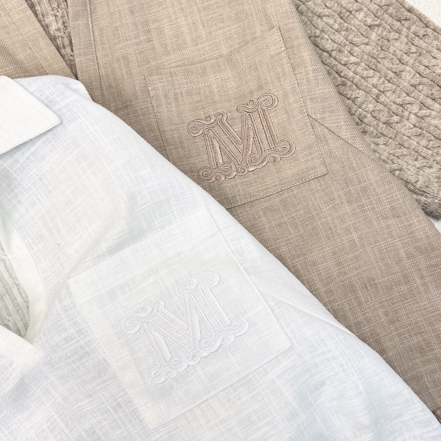 特价🉐️❗️白色SML❗️不退不换❗️高智感穿搭 Max 25Ss————早秋最新款刺绣字母口袋优雅翻领