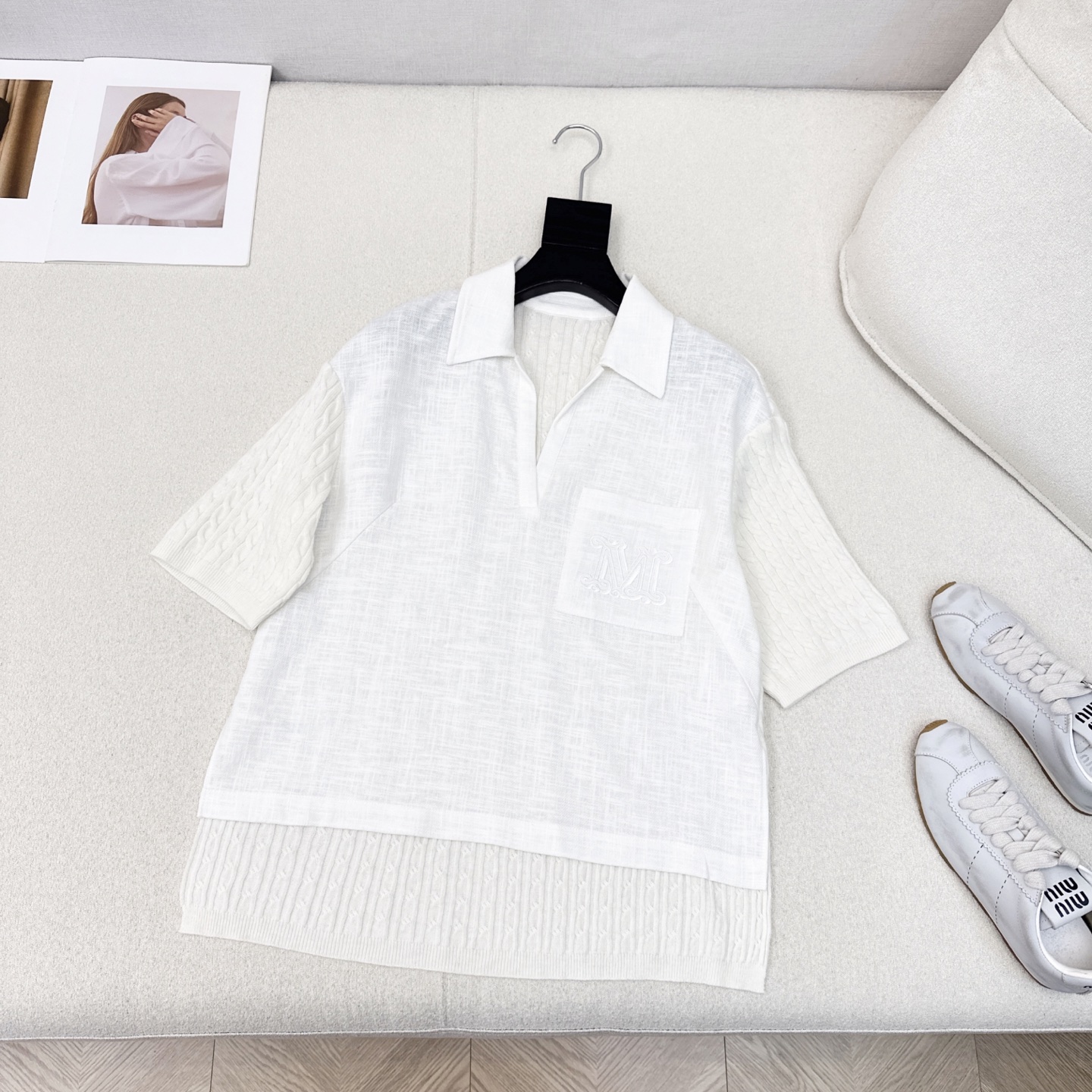 特价🉐️❗️白色SML❗️不退不换❗️高智感穿搭 Max 25Ss————早秋最新款刺绣字母口袋优雅翻领