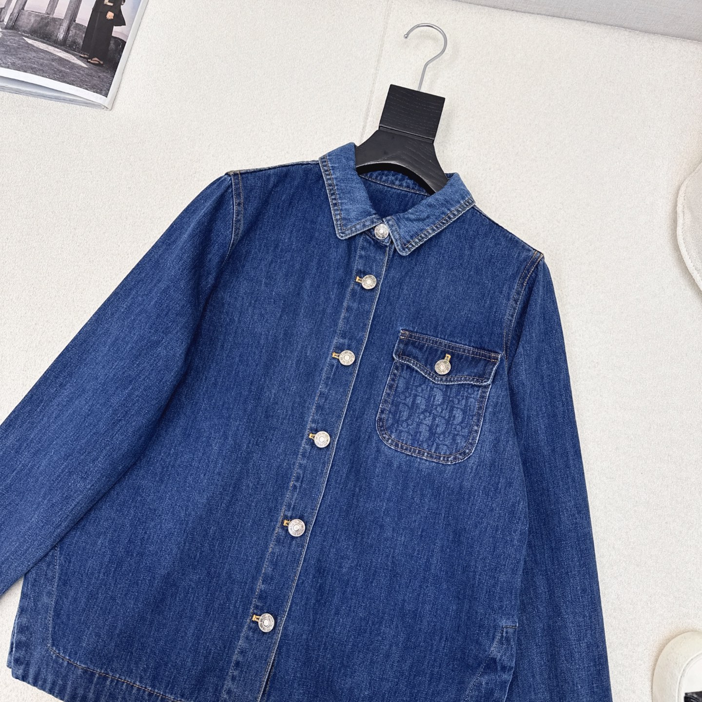CD 25Ss———早秋最新款高级翻领牛仔衬衫 🩵yb定制logo印花牛仔面料 工艺高级又时髦 衣橱必备