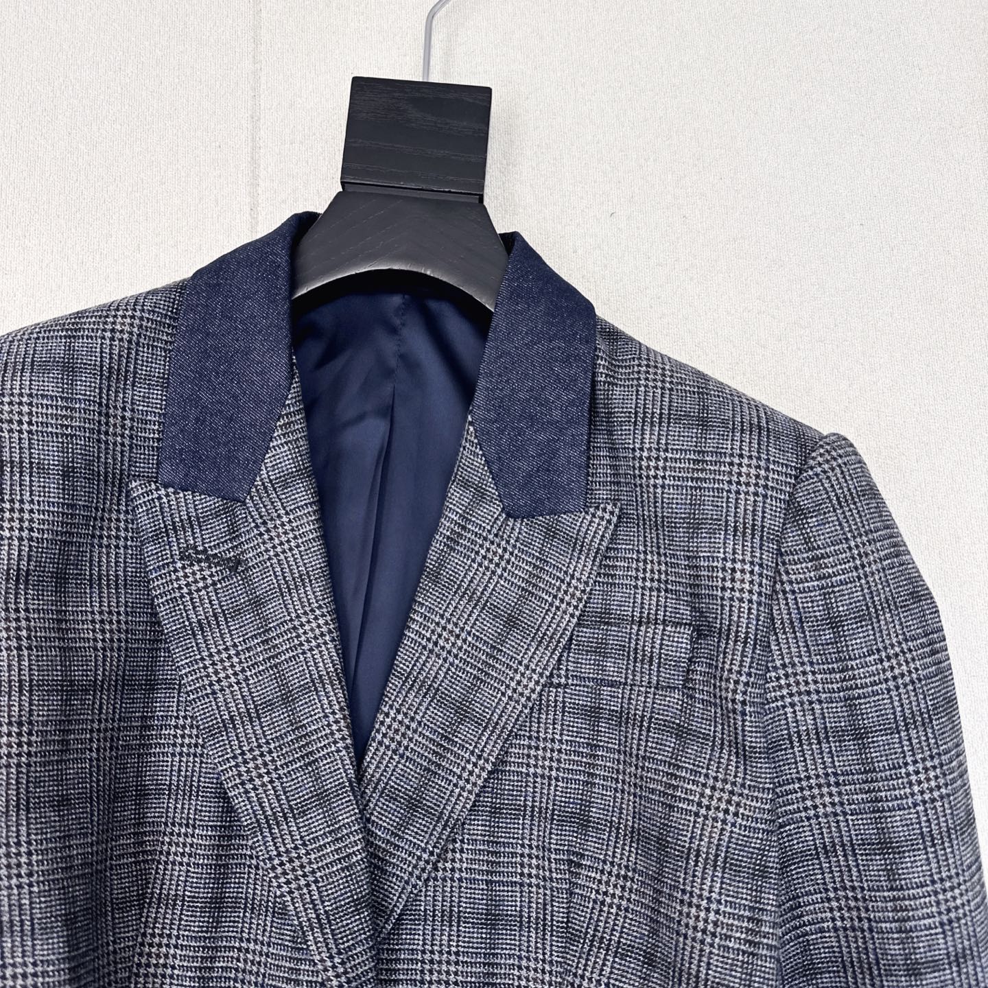 爆单系列款 Bc 25Ss————秋冬最新款灰蓝色格纹西装外套🖤定制牛仔明线翻领拼接设计 经典H收腰版型