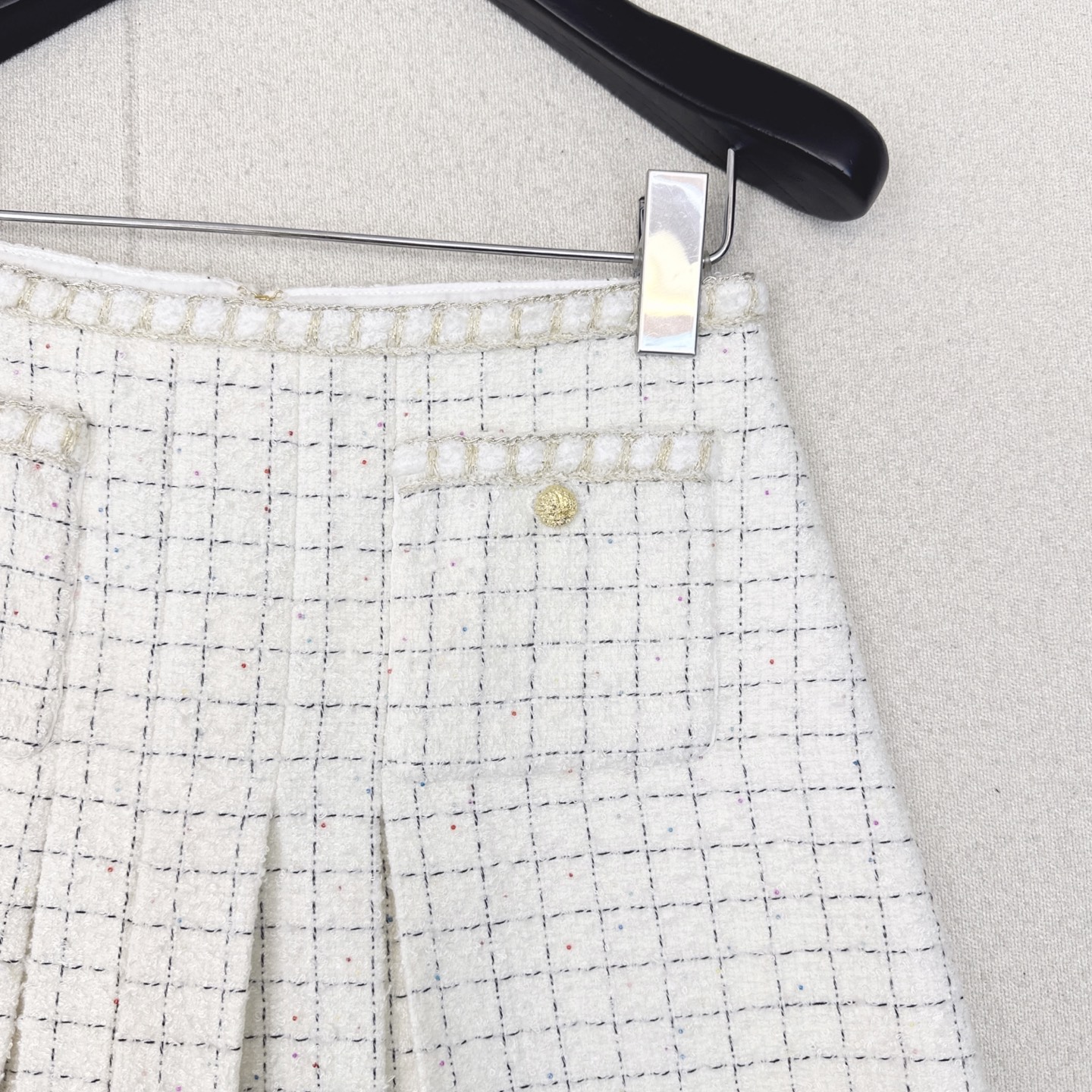 Chanell 25Ss Tweed Mini Skirt - Chic & Versatile Women's Fashion 5 i1754200216787 3521 0 3