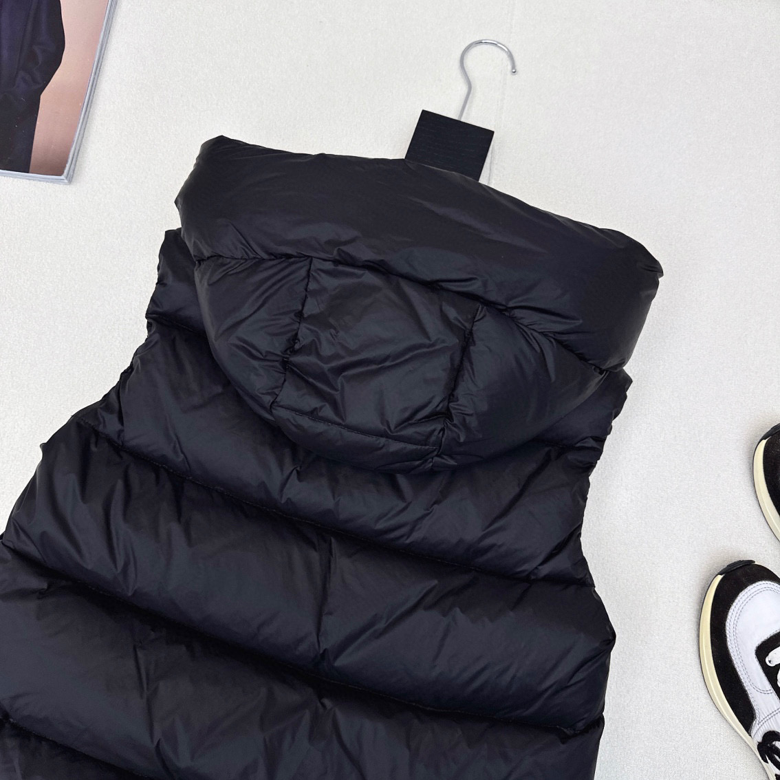 Autumn Winter Fashion: P1152 Original Femininity Suit with Dustproof Bag – Classic H-Shirt Cut & Logo Decorations - 图片 8