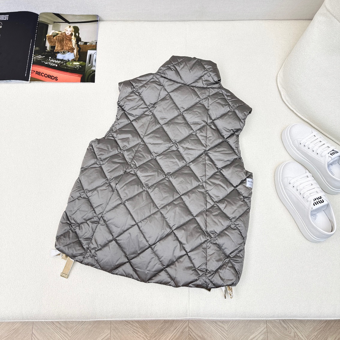 “Original Femininity Suit with Dustproof Bag: Diamond-Grained Velvet Macs for Autumn/Winter, Classic and Fashionable” - 图片 7