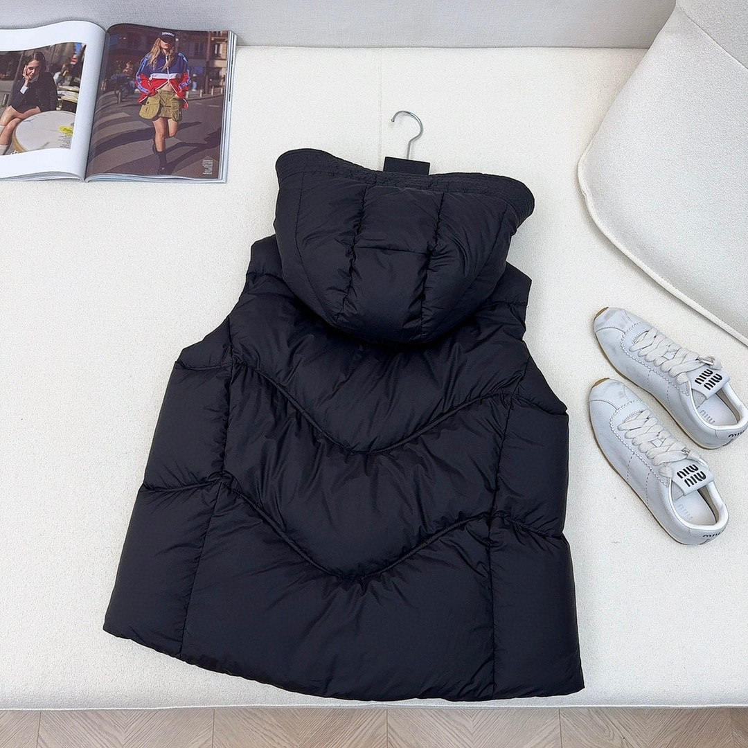 “Autumn Winter H-Shirt with Original Logo Decoration and Quality Materials” - 图片 9
