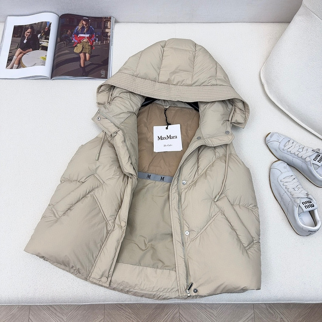 “Original Dust Bag Quality H-Shirt for Autumn & Winter with Logo Decoration and Velvet Fabric” - 图片 6