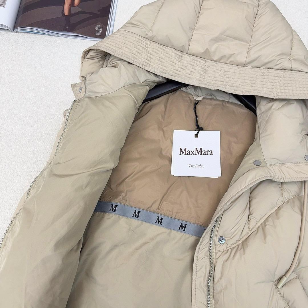 “Original Dust Bag Quality H-Shirt for Autumn & Winter with Logo Decoration and Velvet Fabric” - 图片 8