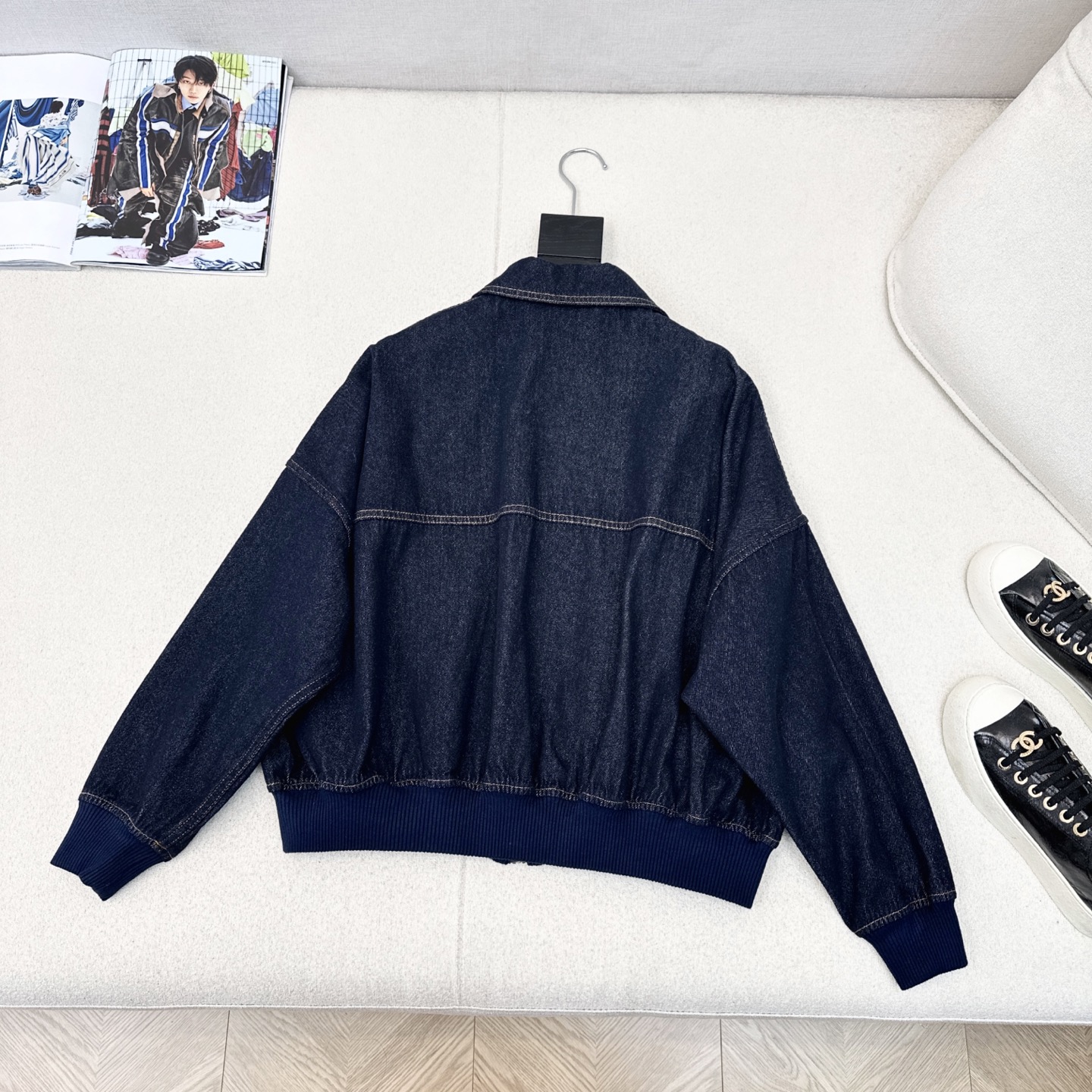 美式复古 Bc 25Ss—————早秋最新款宽松洗水牛仔外套🖤率性时髦 洗水牛仔棉 非常软糯 兼具春夏秋