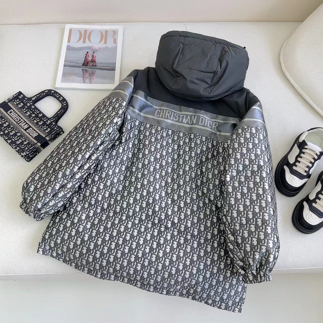 D* Classic Oblique Logo Hooded Down Jacket, Reversible, Unisex, 25SS 6 i1754889755332 8757 0 4