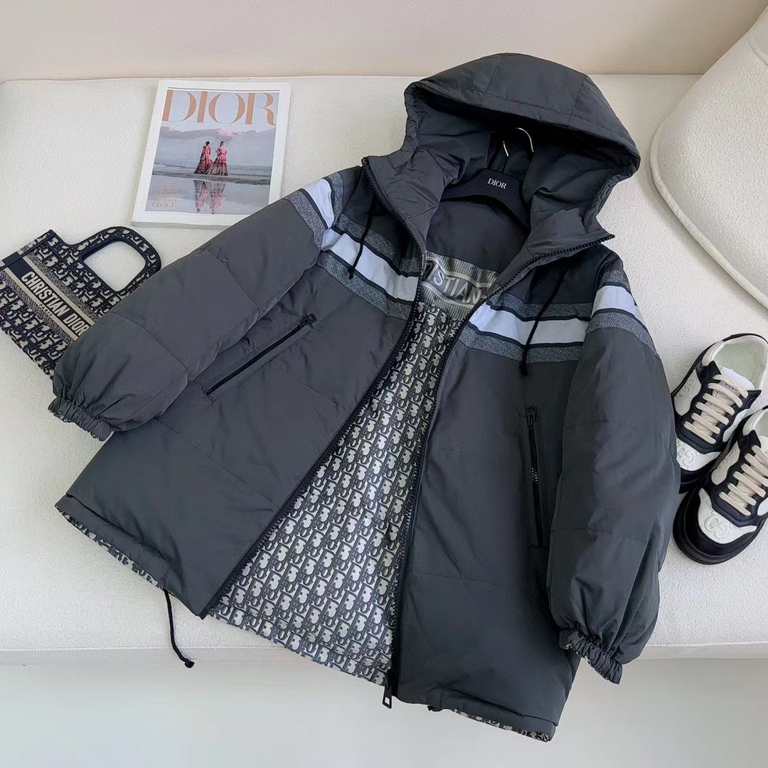 D* Classic Oblique Logo Hooded Down Jacket, Reversible, Unisex, 25SS 9 i1754889756382 9649 0 7