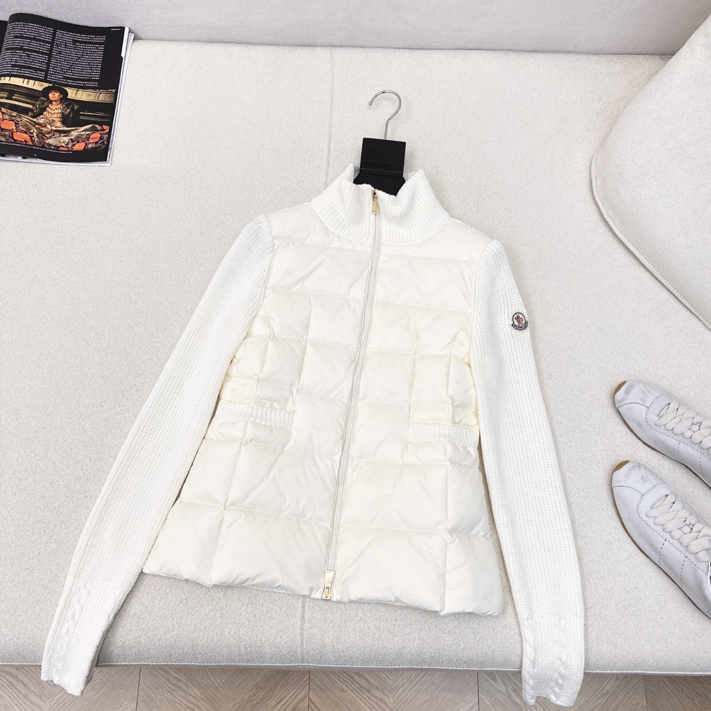原单品质 MC 25Ss———秋冬最新款拼接针织立领羽绒服外套🤍小立领立体剪裁版型设计 时髦又帅气 国标