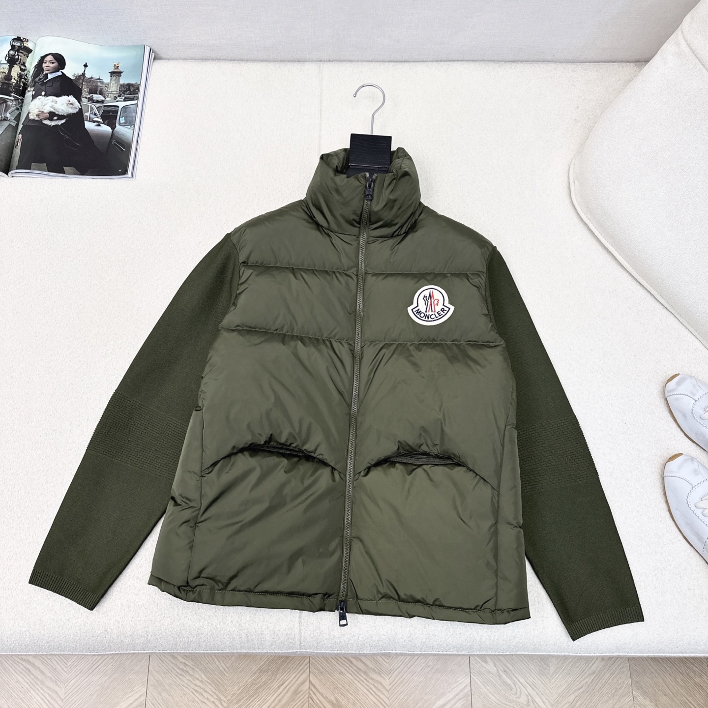 原单品质 男女同款 MC 25Ss———秋冬最新款经典拼接夹克羽绒外套🖤冬天的内搭神器早秋必备单品  经