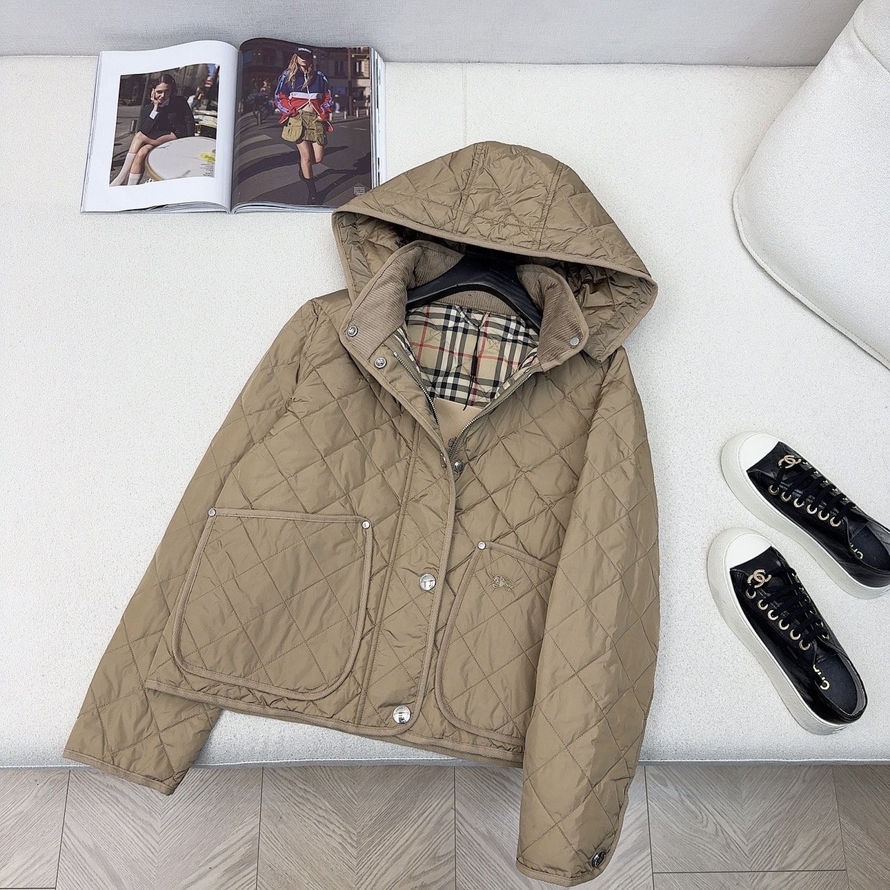 秋冬必备系列 原单品质 Bur 25Ss———秋冬最新款菱形绗缝连帽羽绒服短款外套 🤎 开发定制精纺尼龙