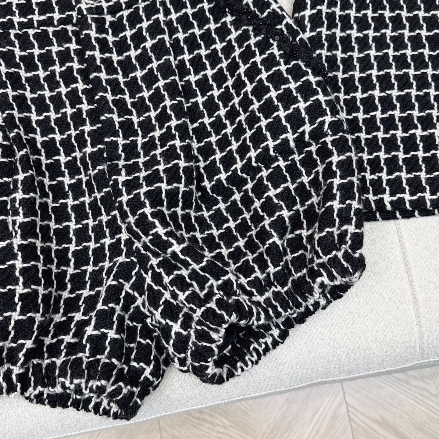 Elegant Black & White Woven Grid Set with Camellia Brooch 8 i1755335975119 9847 0 6