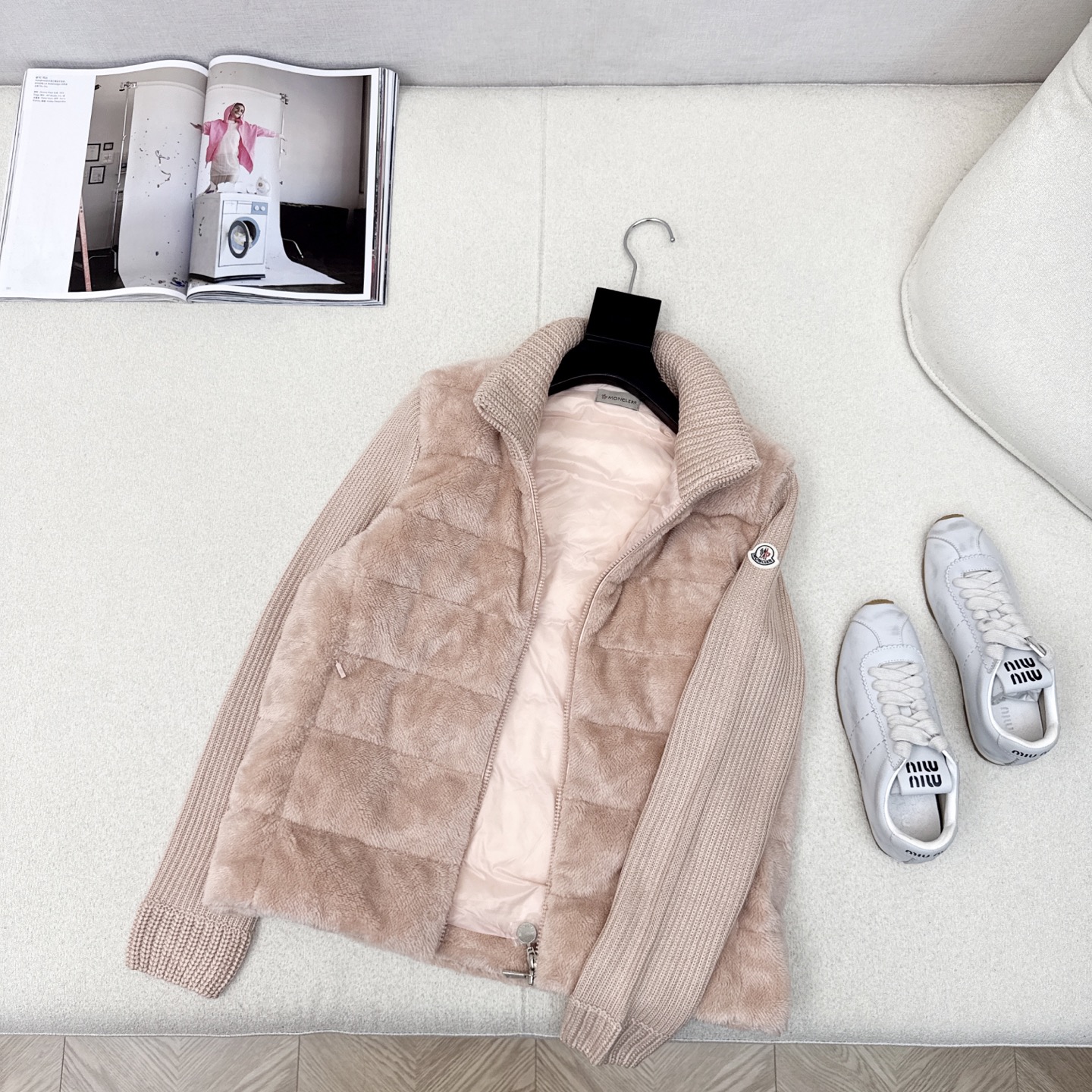 原单品质 MC 25Ss————秋冬最新款立领针织拼接毛绒羽绒服外套💗 原版定制羊毛针织面料 国标进口9
