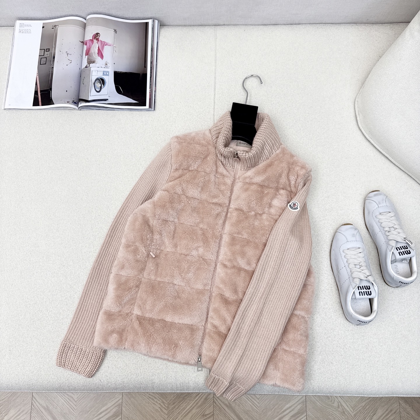原单品质 MC 25Ss————秋冬最新款立领针织拼接毛绒羽绒服外套💗 原版定制羊毛针织面料 国标进口9