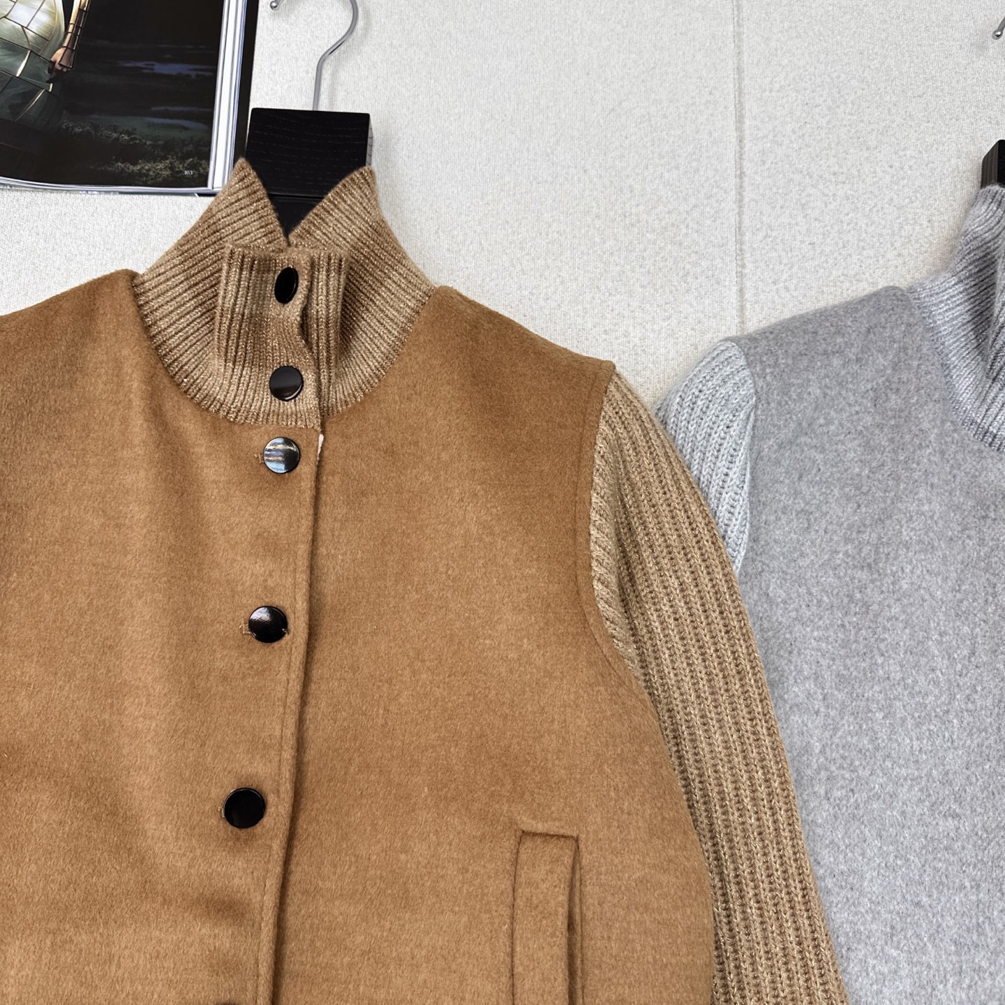 “High-Intensity LP 60Ss: P1200 One-Size-Fits-All Female Outfit with High-Flair Wool for Autumn and Winter” - 图片 3