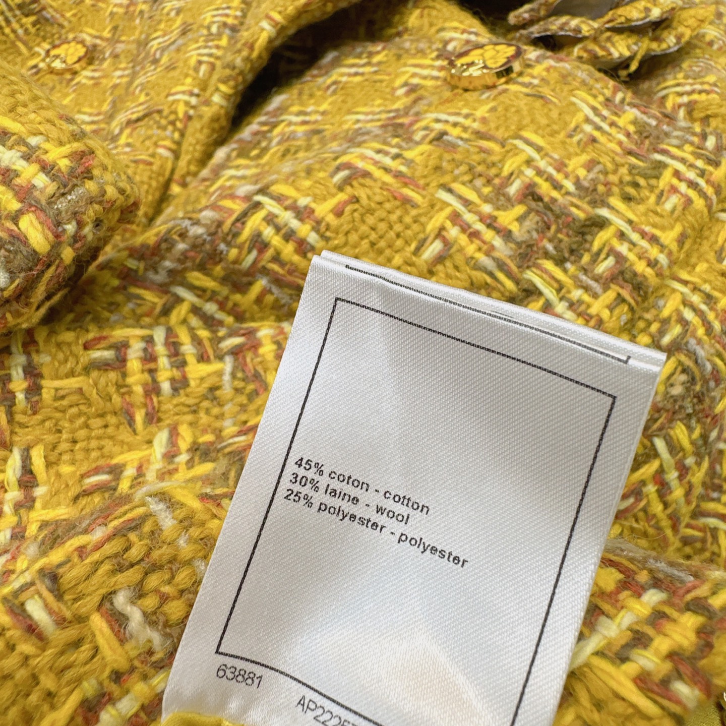 特价🉐️❗️SM❗️不退不换❗️爆单款 C家 25Ss————秋冬最新款名媛气质套装💛山茶花装饰编织外套