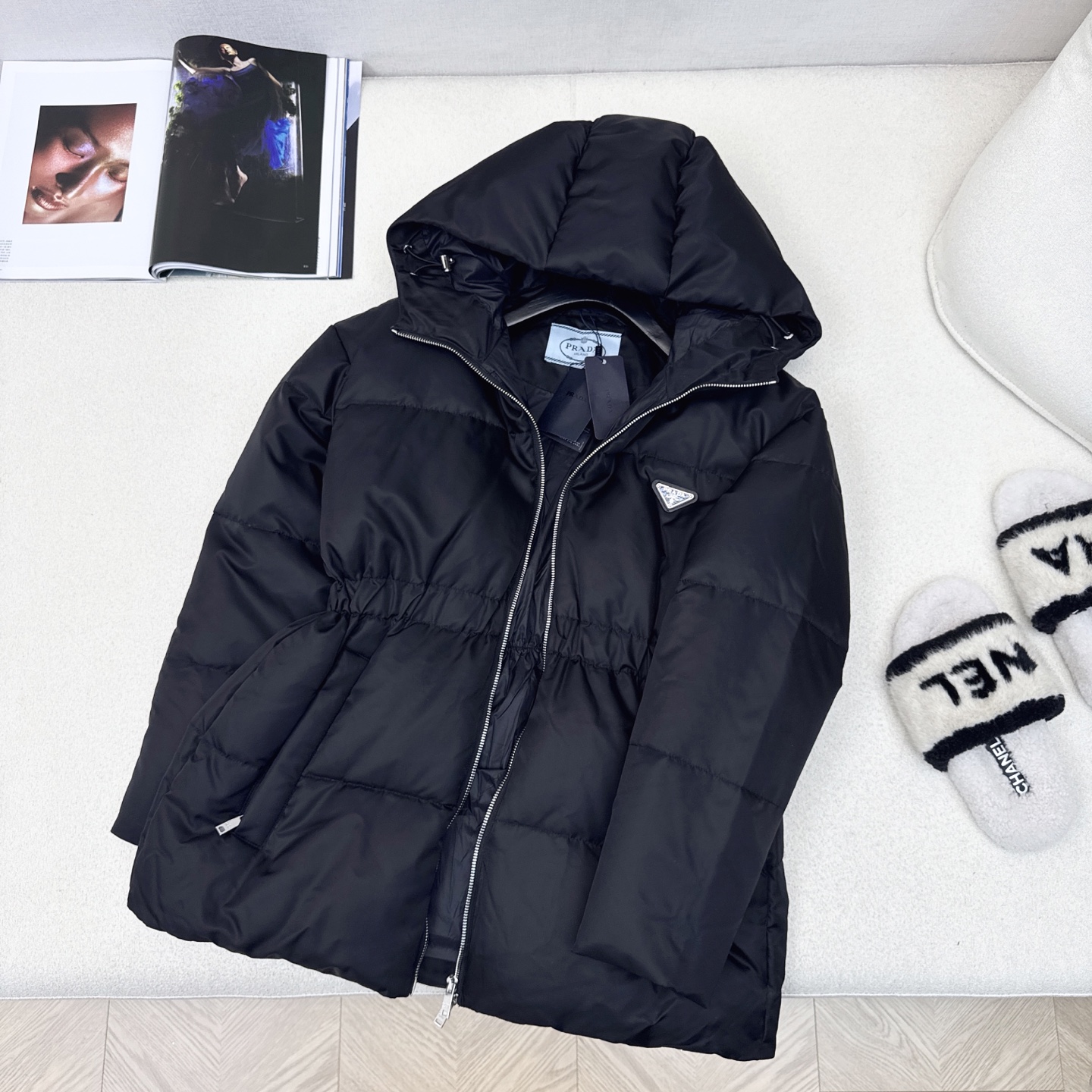 爆单款推荐 原单品质 PD 25Ss———秋冬最新款时髦精必入收腰羽绒服 🖤本季最佳版型 收腰面包服提高