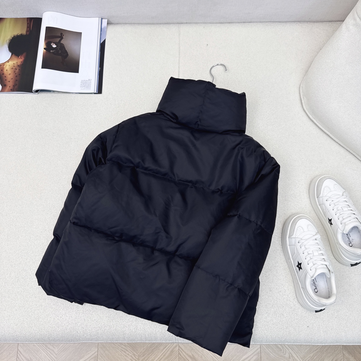 原单品质 PD 25Ss———秋冬最新款三角logo标立领面包服羽绒外套 🖤立体剪裁H版型 经典时髦又帅