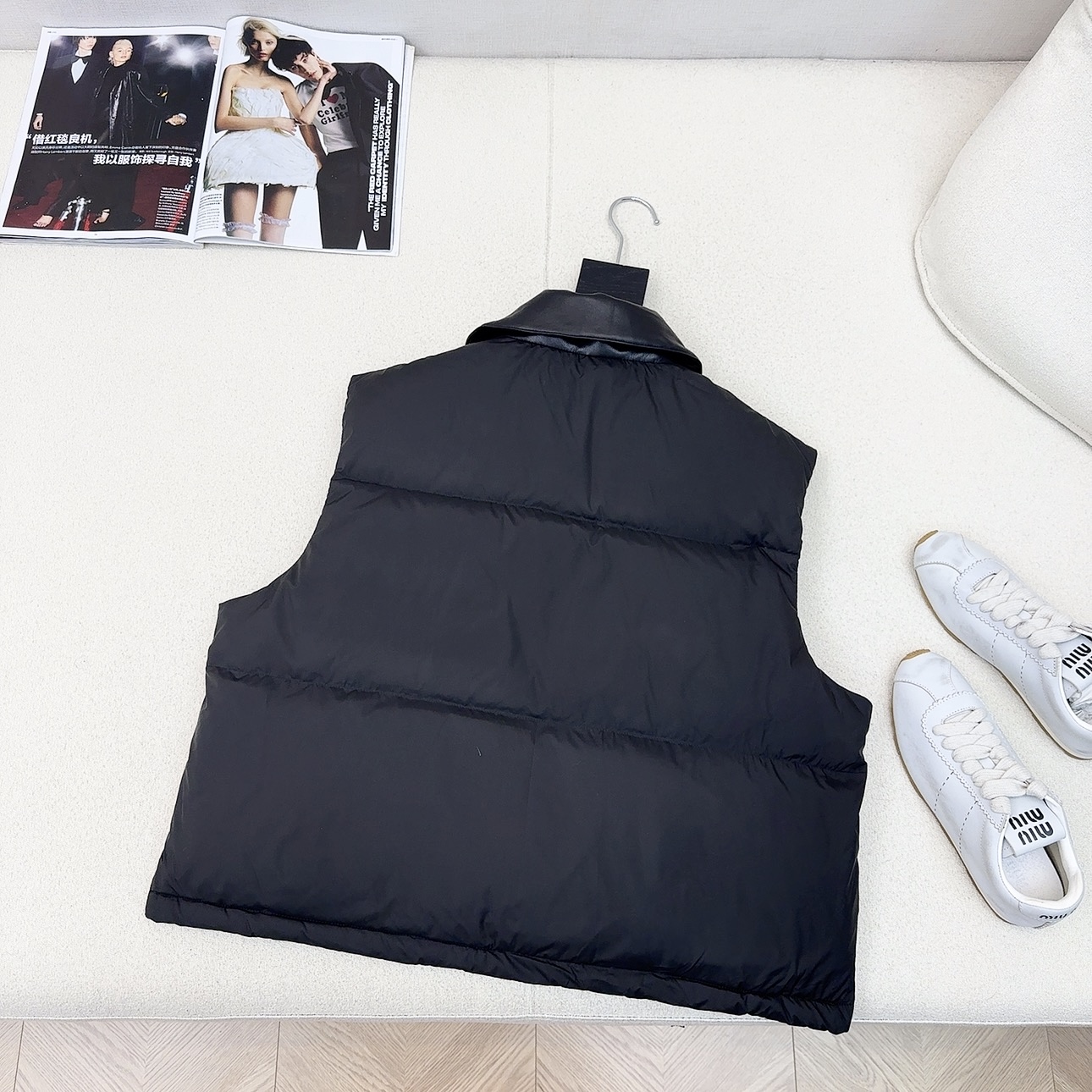 原单品质 爆单款推荐 Miu 25ss———秋冬新品美拉德系穿搭 翻领皮领设计羽绒服马甲🤎本季最佳版型 