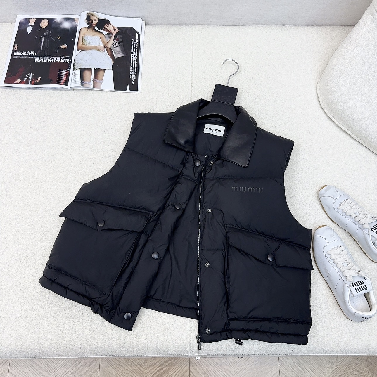 原单品质 爆单款推荐 Miu 25ss———秋冬新品美拉德系穿搭 翻领皮领设计羽绒服马甲🤎本季最佳版型 