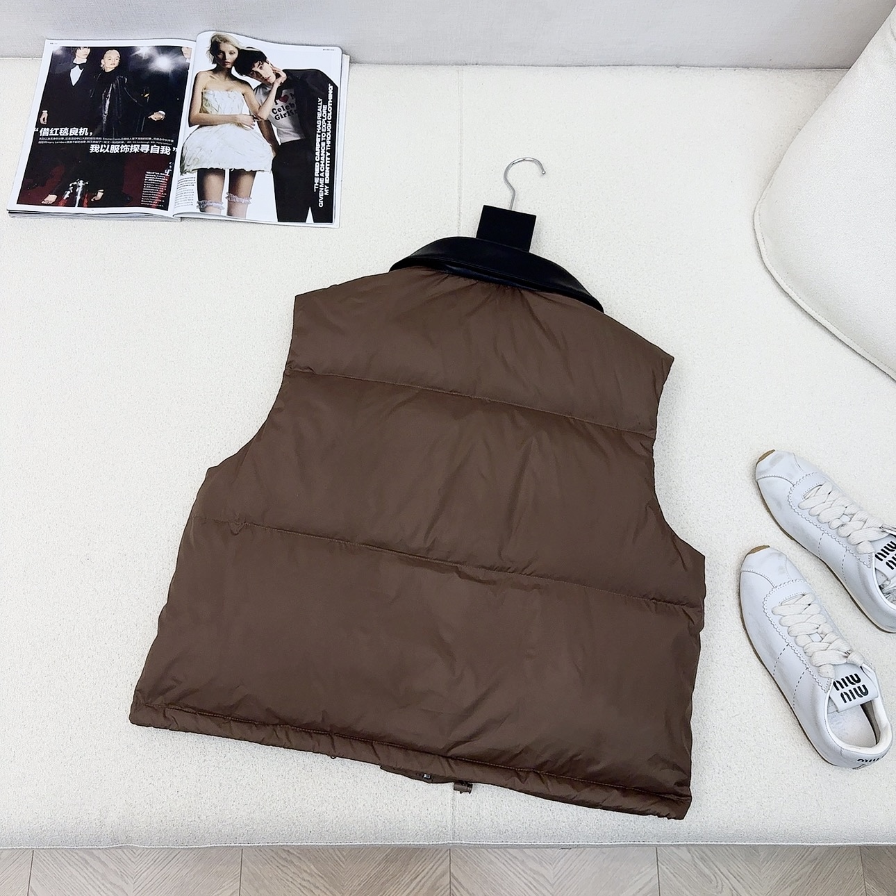 原单品质 爆单款推荐 Miu 25ss———秋冬新品美拉德系穿搭 翻领皮领设计羽绒服马甲🤎本季最佳版型 
