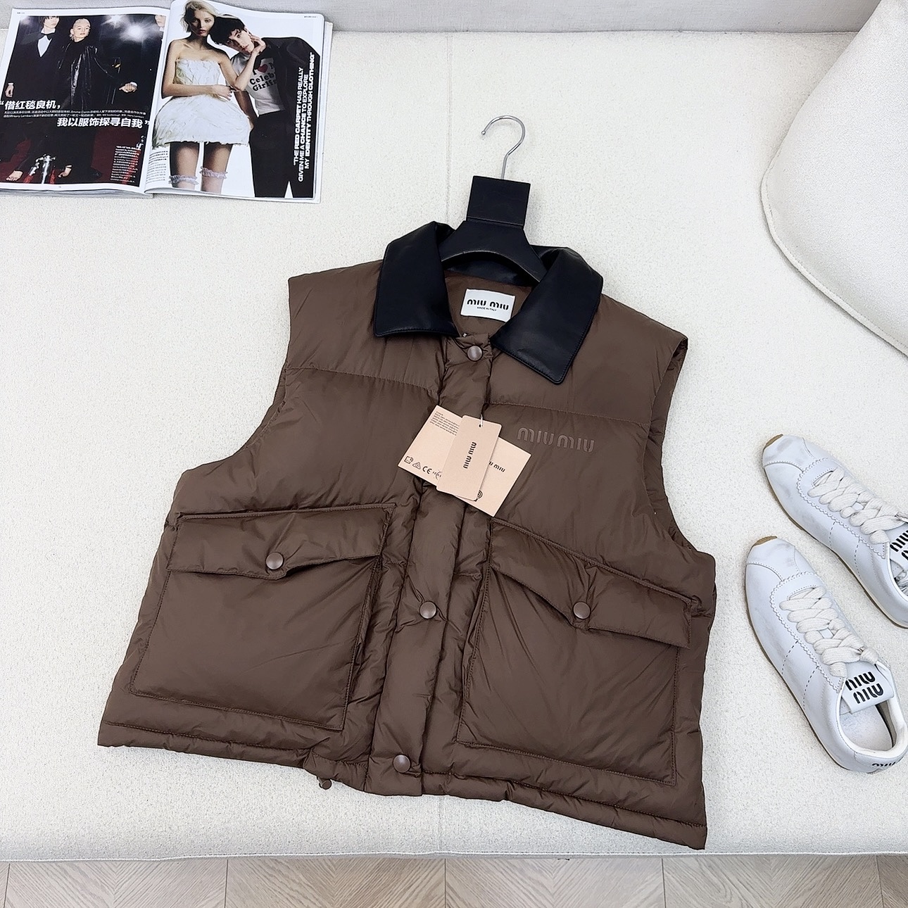 原单品质 爆单款推荐 Miu 25ss———秋冬新品美拉德系穿搭 翻领皮领设计羽绒服马甲🤎本季最佳版型 