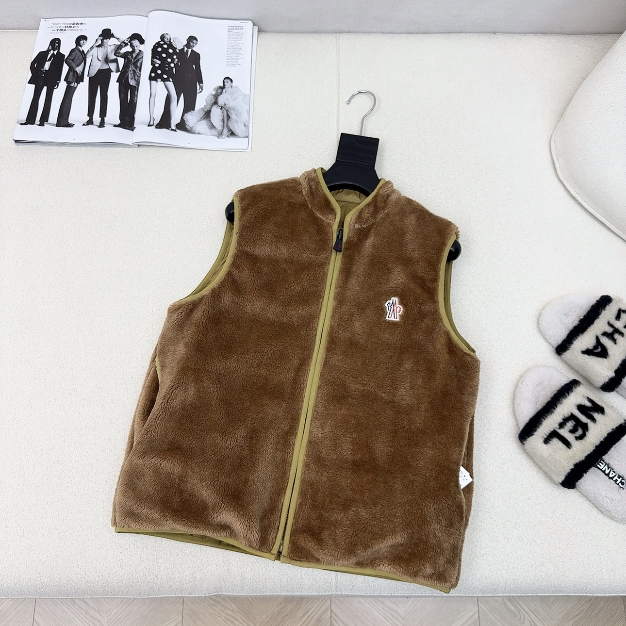 原单品质 Mc 25Ss————秋冬最新款小立领毛绒绒羊羔毛双面羽绒服马甲外套 🤍定制环保羊羔毛面料软糯