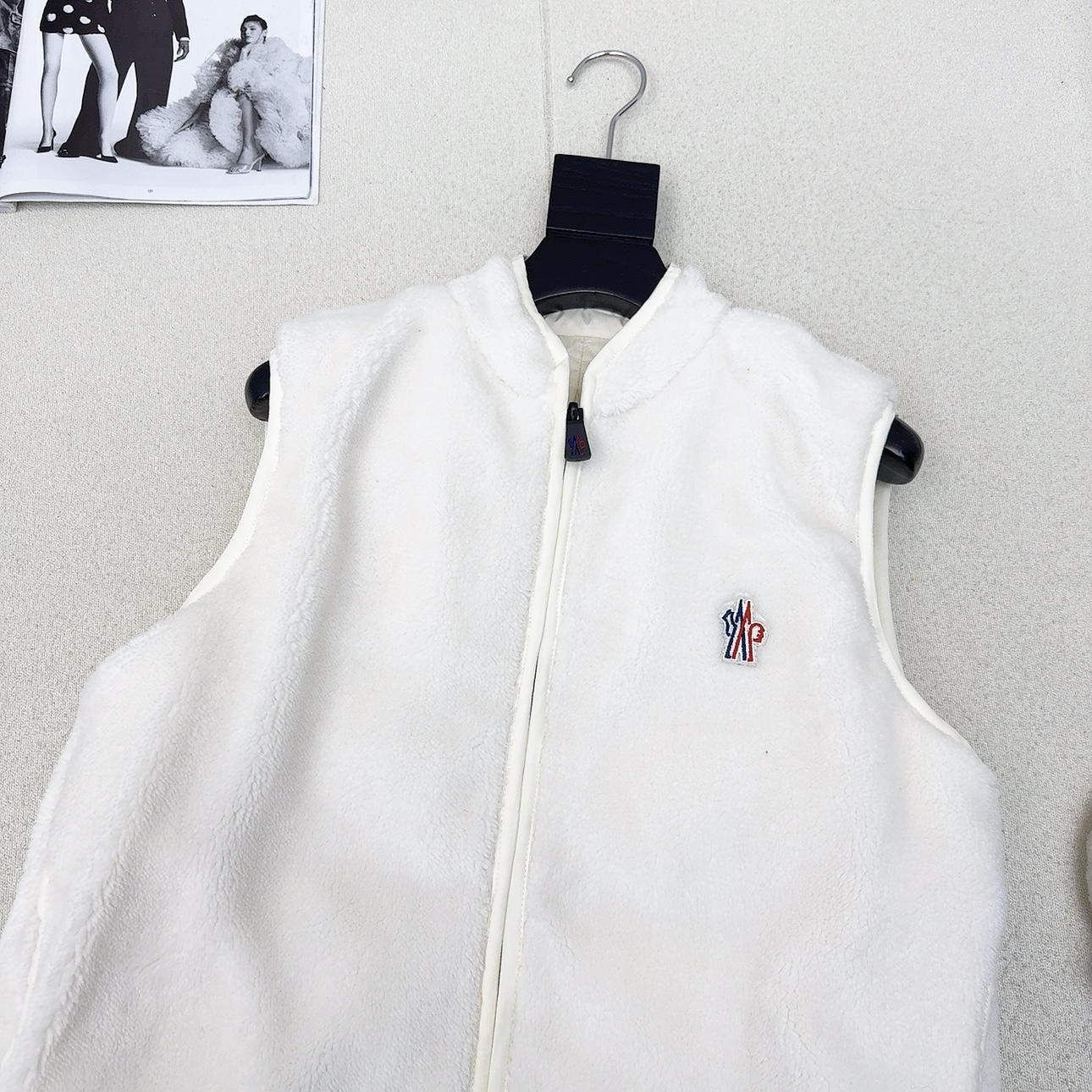 原单品质 Mc 25Ss————秋冬最新款小立领毛绒绒羊羔毛双面羽绒服马甲外套 🤍定制环保羊羔毛面料软糯