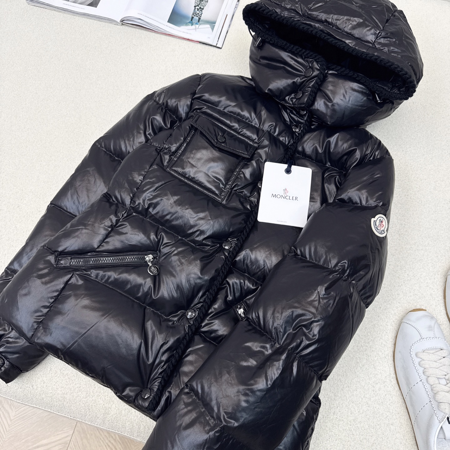 原单品质 MC 25Ss———秋冬最新款官网新配色编织系列收腰连帽羽绒服外套 💙立体剪裁收腰版型设计 时