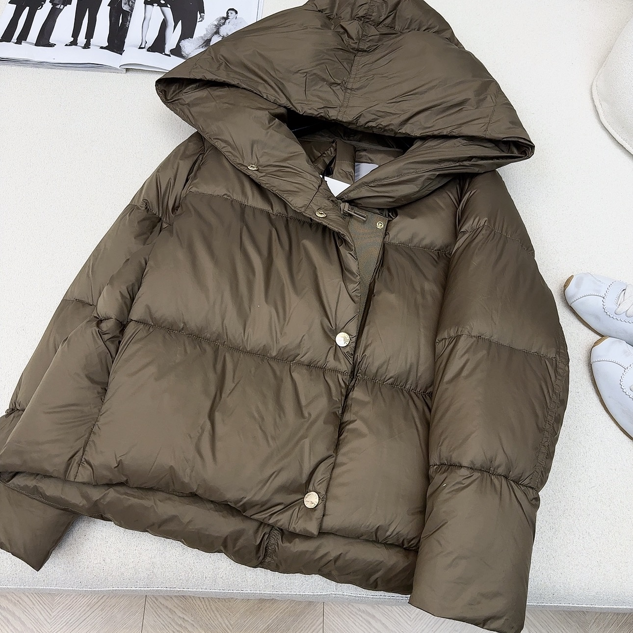 独家首发 原单品质 Max 25Ss———秋冬最新款简约连帽短款羽绒服外套🖤经典立体H版型剪裁 经典时髦