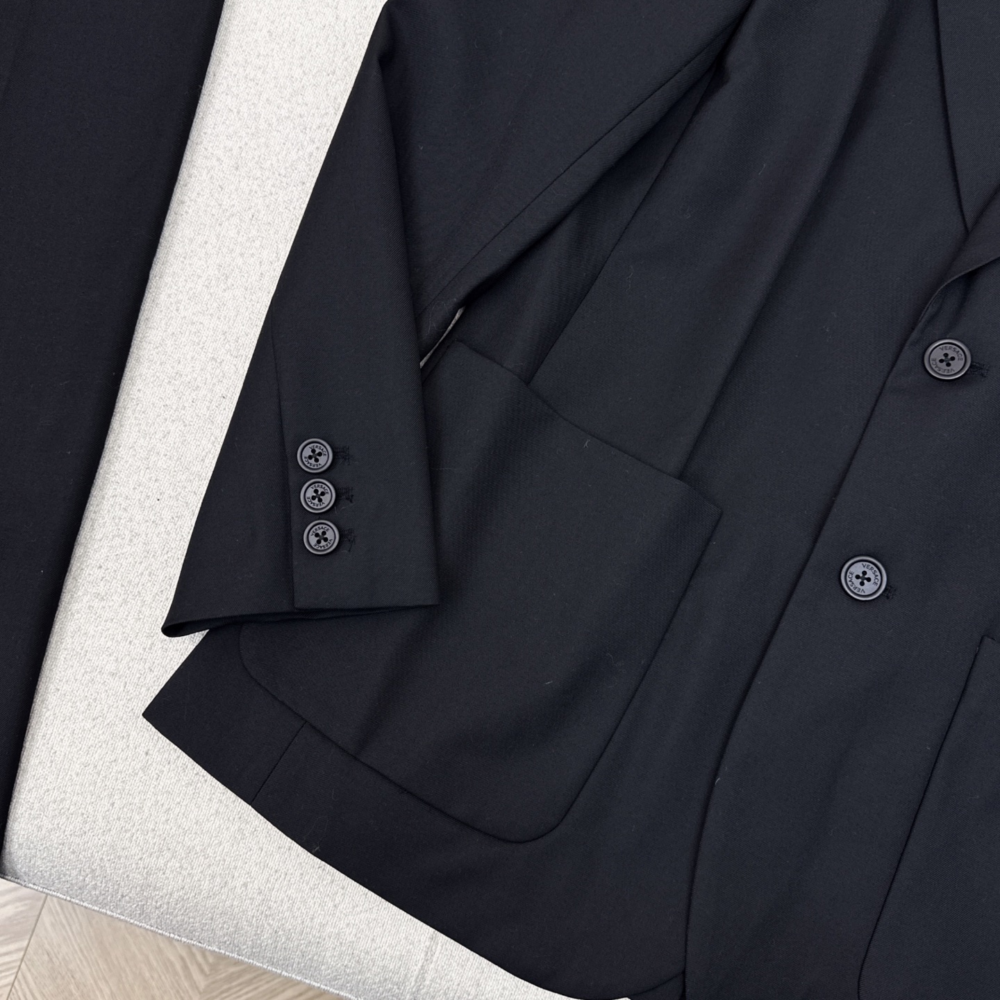 Title: P744 One-Size-Fits-All Suit Ver 25Ss Review – Stylish, Versatile, and Comfortable for Fall. - 图片 5