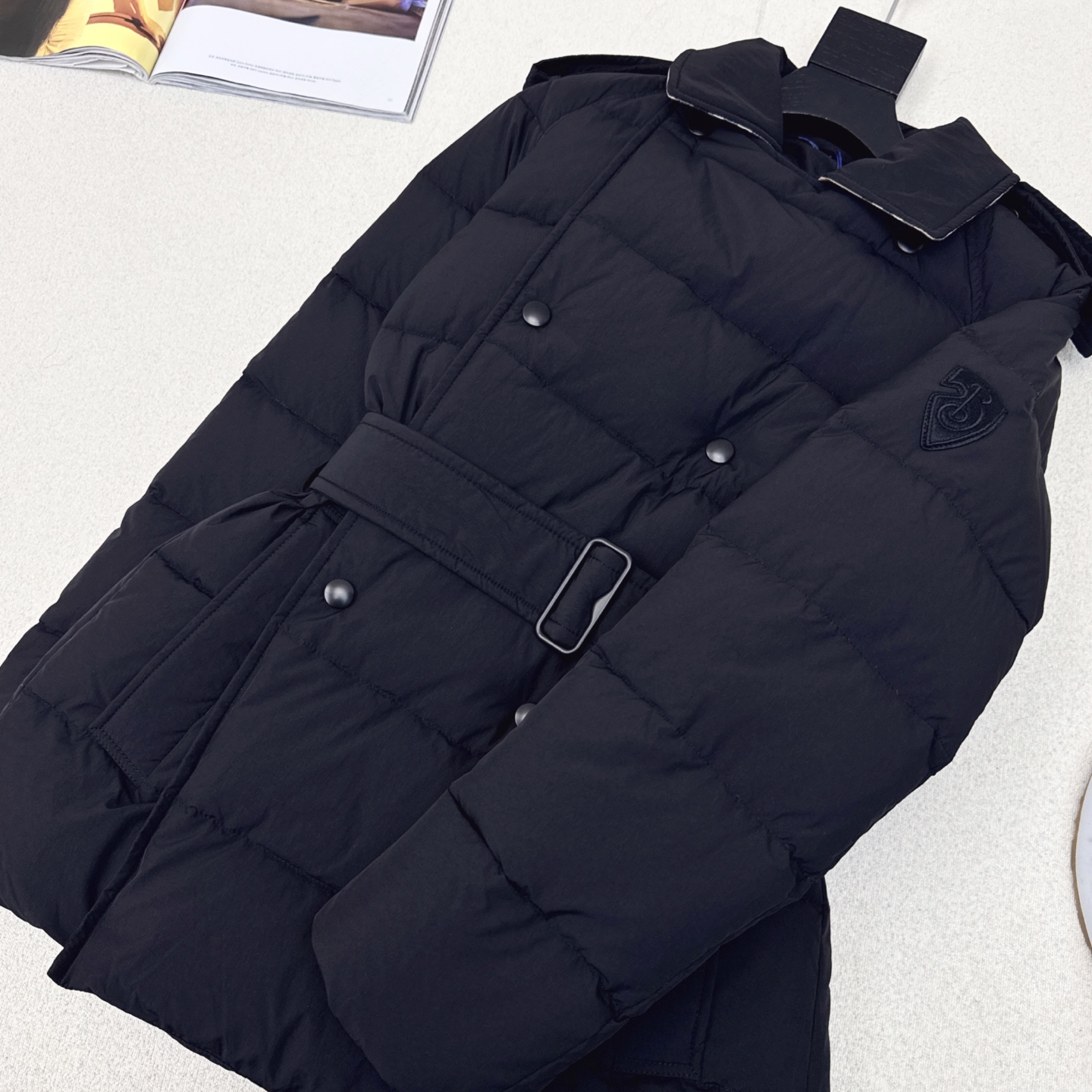 原单品质 BBR 25SS ———秋冬新款经典双排扣翻领短款羽绒服外套 🖤实穿性很高 专柜每年必火的经典