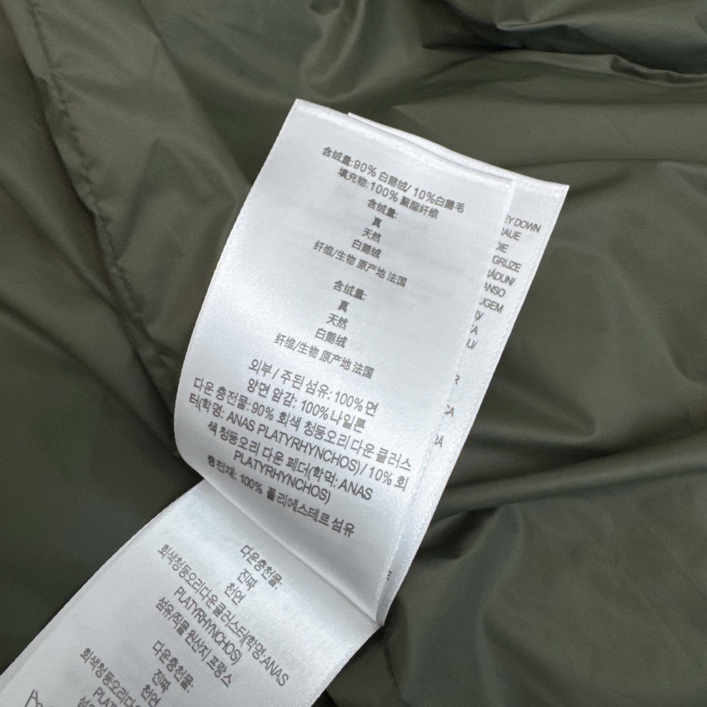 原单品质 BUR 25ss———秋冬新款经典束腰腰带连帽长款羽绒服🖤 经典修身长款版型 遮到膝盖以下 超