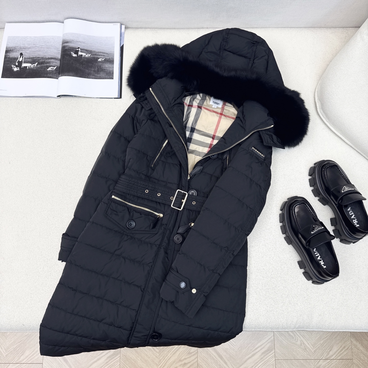 原单品质 BBR 25SS ——— 秋冬新品经典貉子毛领连帽长款羽绒服外套 🖤实穿性很高 专柜每年必火的