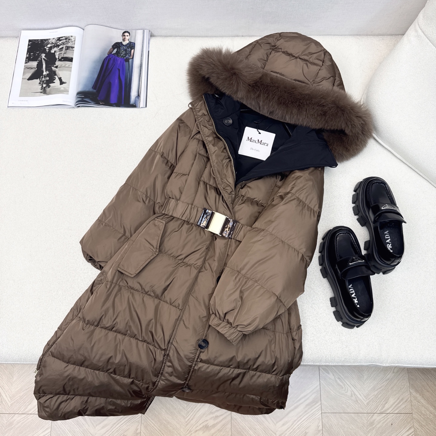 原单品质 Max 25Ss———秋冬最新款超大毛领腰带束腰连帽双面长款羽绒服 🤎 双面🉑️穿～连帽设计简