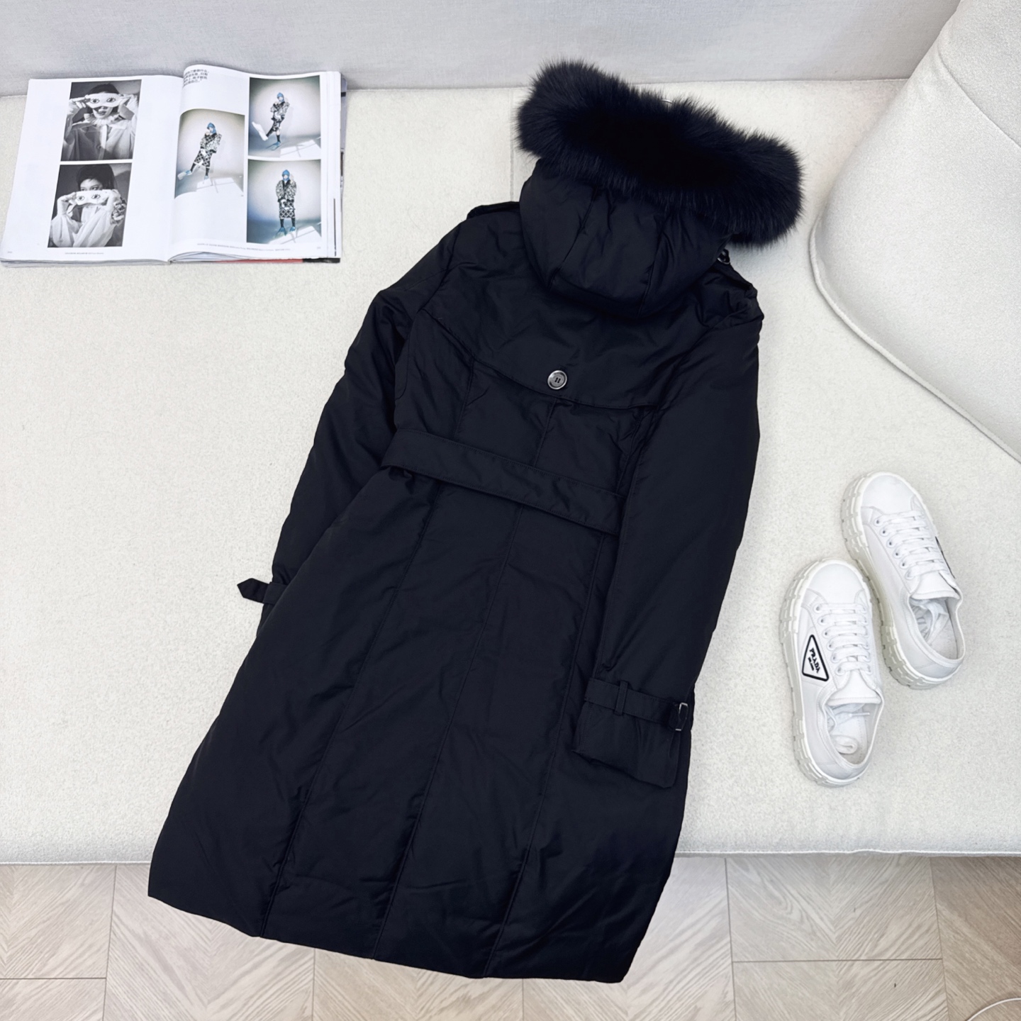 原单品质 Bur 25SS ———秋冬新款经典双排扣貉子毛领连帽长款羽绒服外套🤎 采用进口防风风衣面料 