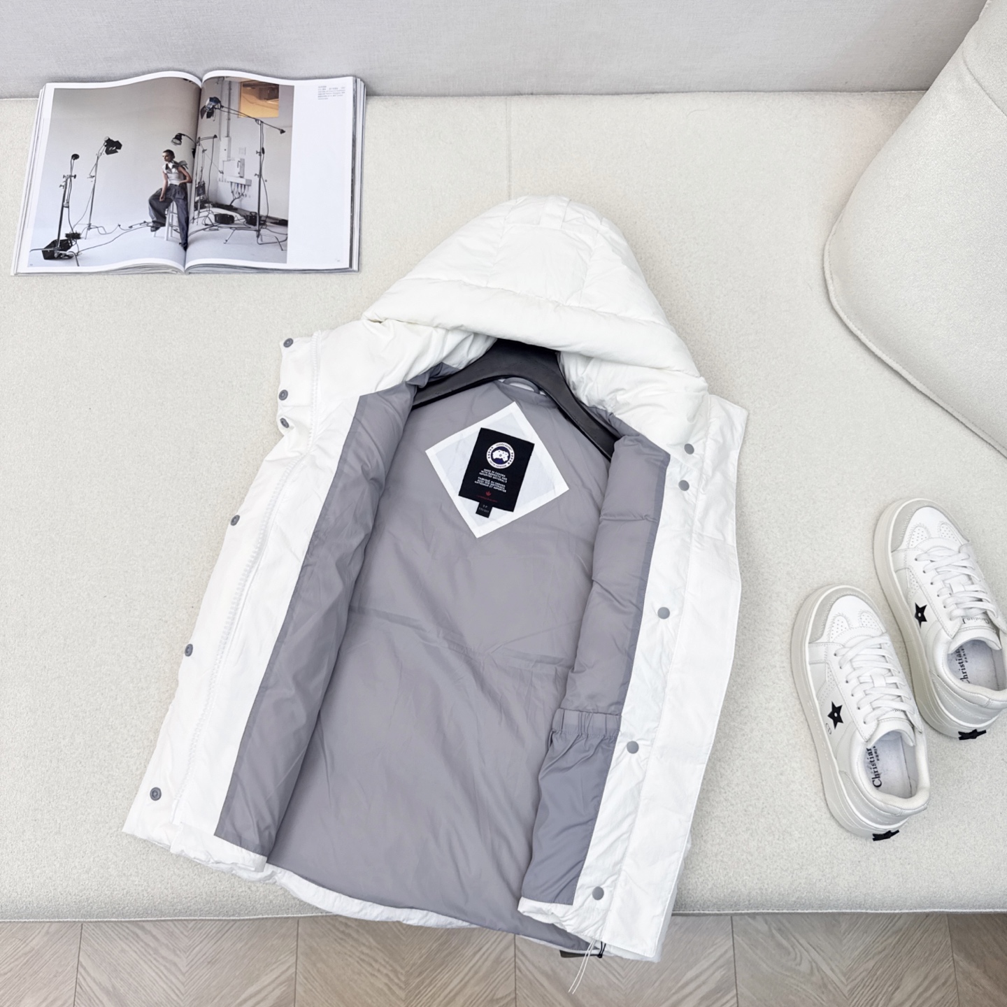 高端原单品质 Canad* Goos*25ss————秋冬新品地图徽章装饰连帽短款羽绒服马甲🤍 定制五金