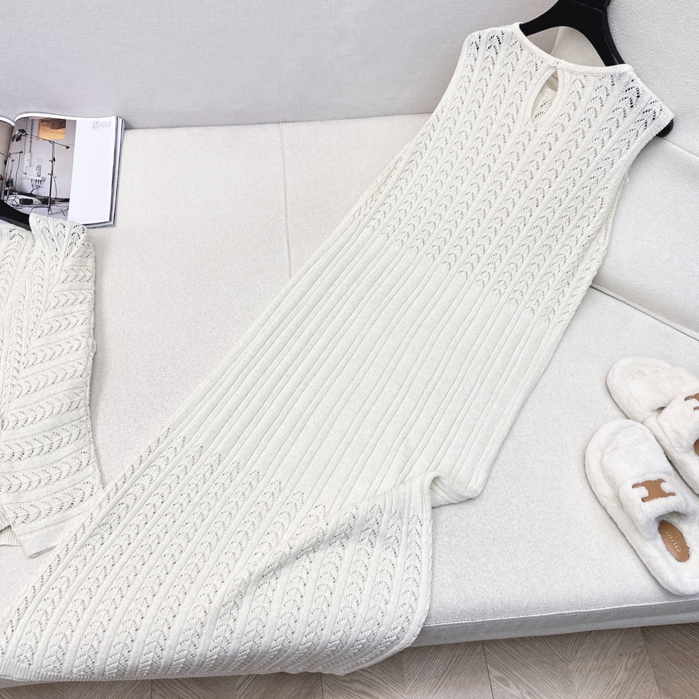 独家款 Bc 25Ss———早秋最新款针织套装 🤎 V领长袖+无袖连衣裙 精致美感 整体给人感觉特别的简